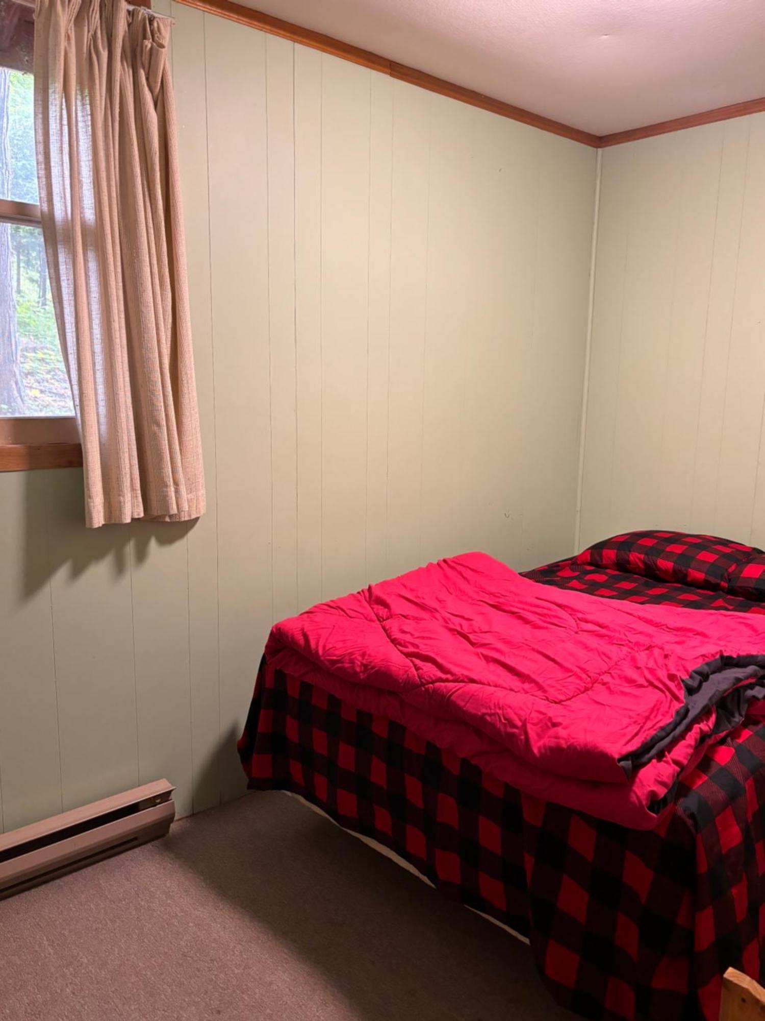 Lakefront Hideaway Resort Kawartha Lakes Bilik gambar