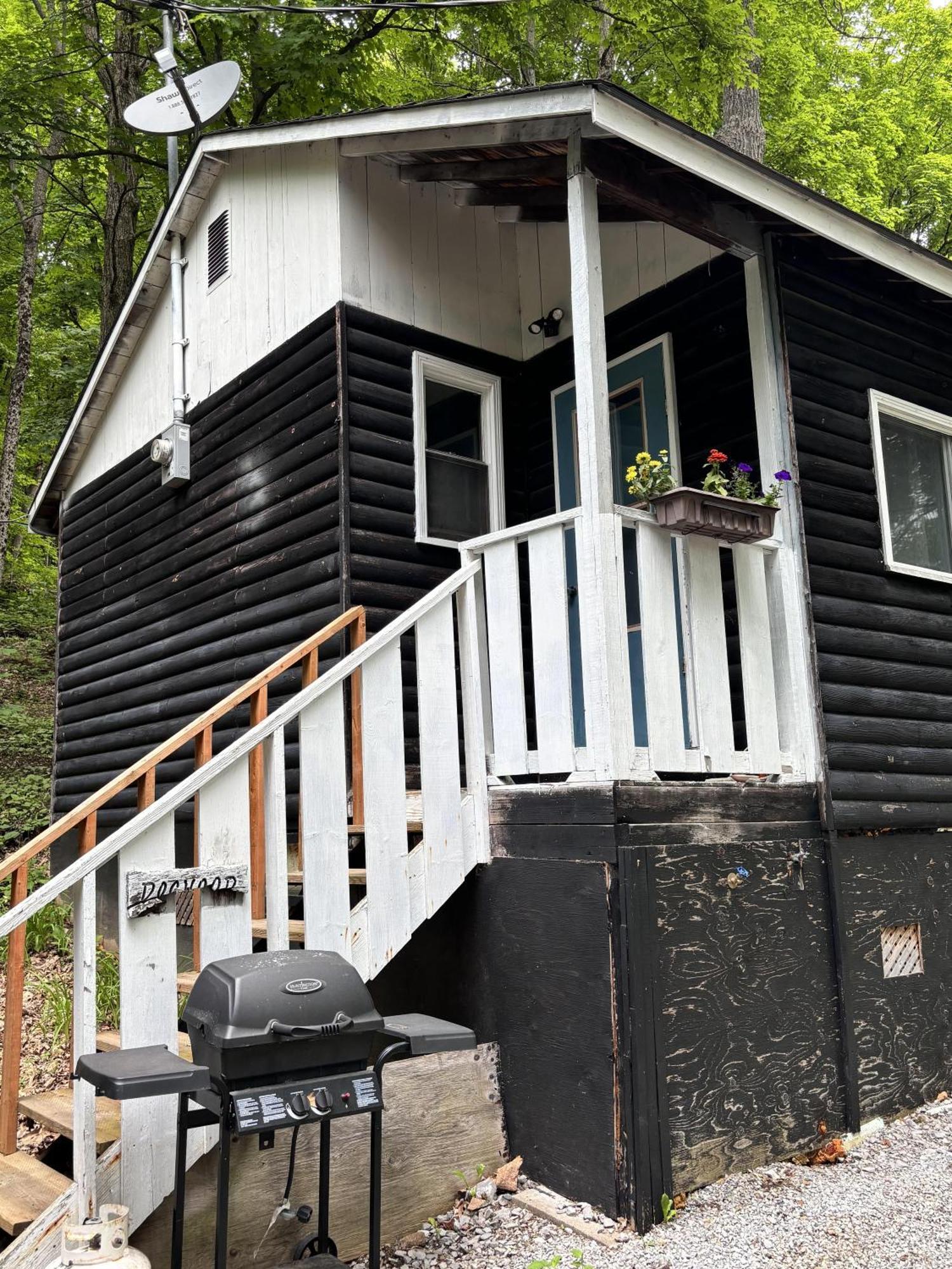 Lakefront Hideaway Resort Kawartha Lakes Luaran gambar